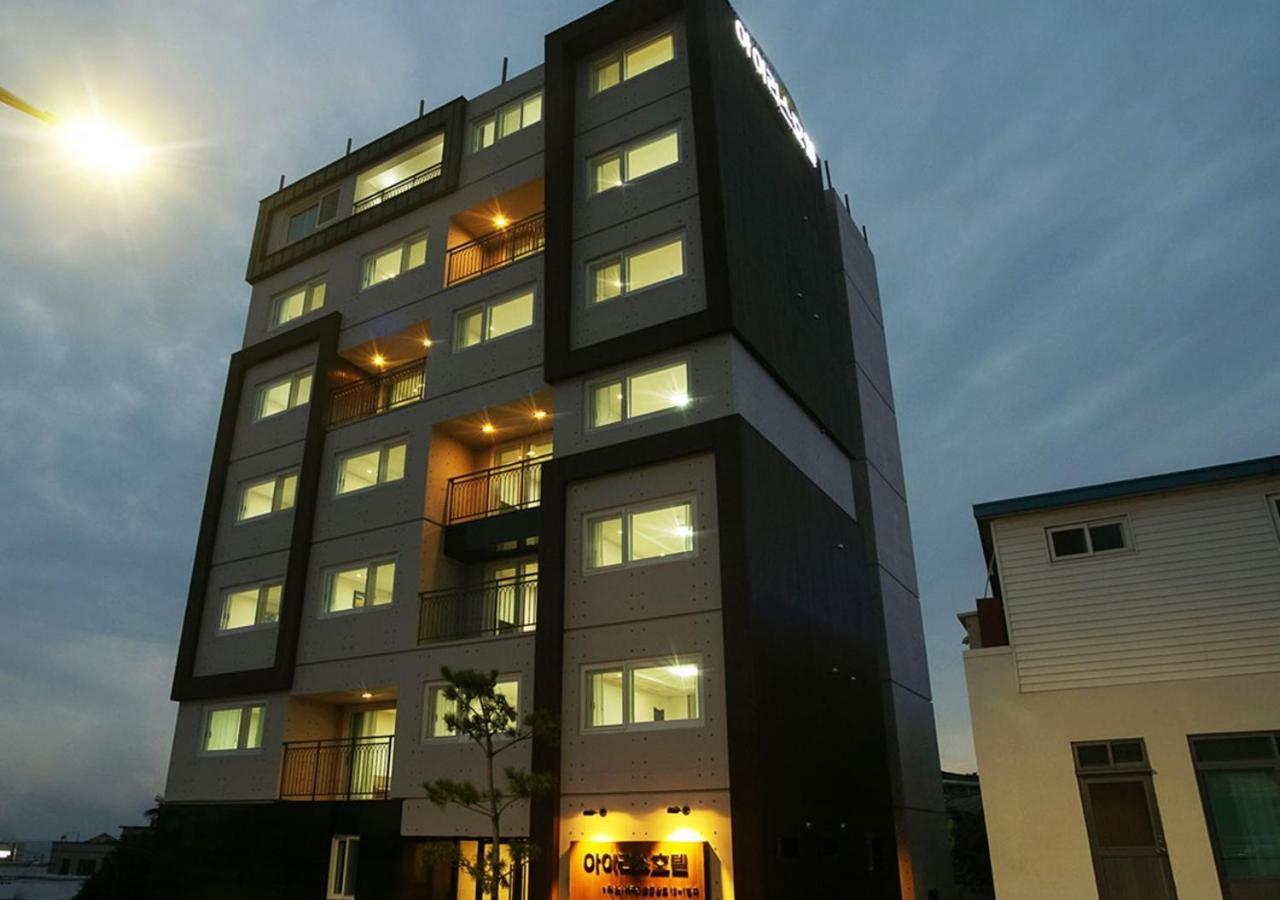 Iris Hotel Seogwipo Exterior photo